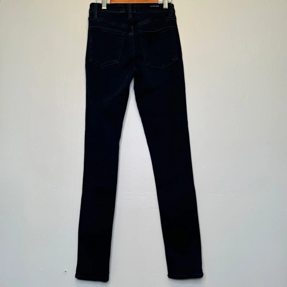 Just Black Denim | Mid Rise Form Fitting Slight Stretch Chic Skinny Jeans